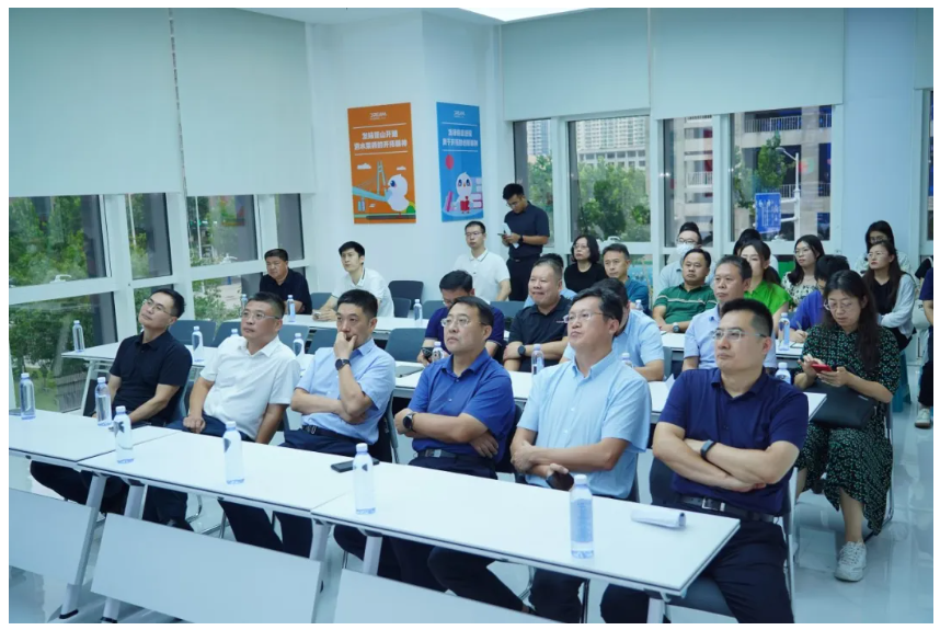 2024年青島市便民設施進社區(qū)暨智慧城市宣講活動順利舉辦